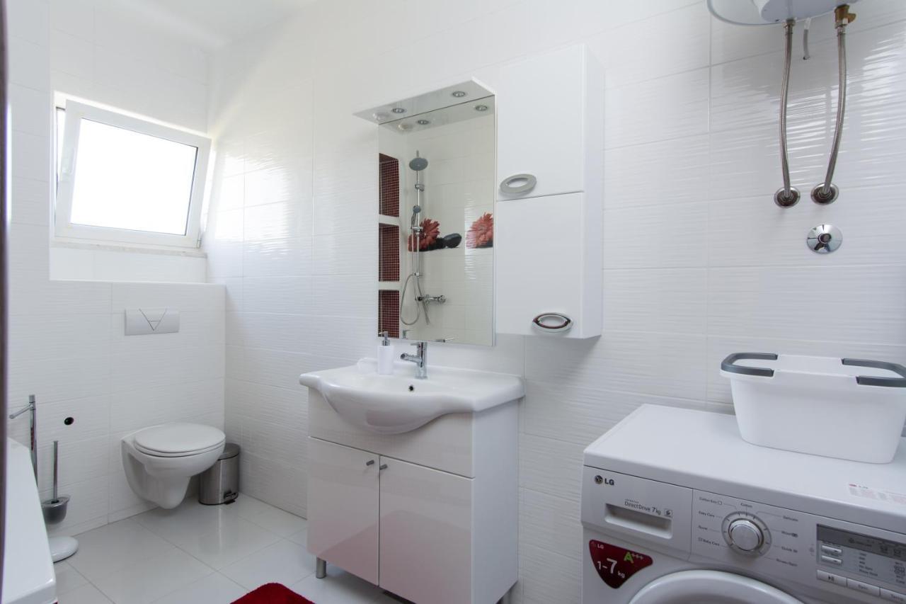 Lux Apartman S Pogledom Na More Trogir Luaran gambar